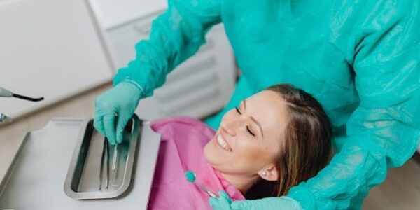 Jak demineralizacja szkliwa wpływa na zdrowie zębów?