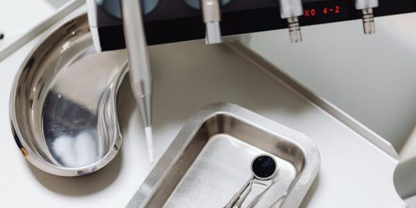 Czy implanty zębowe trzeba wymieniać?