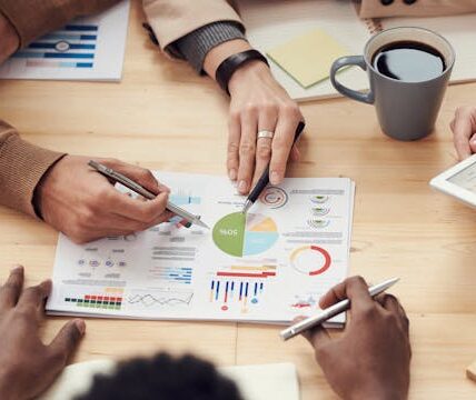 Jak działa lokalne pozycjonowanie stron w małych miastach?