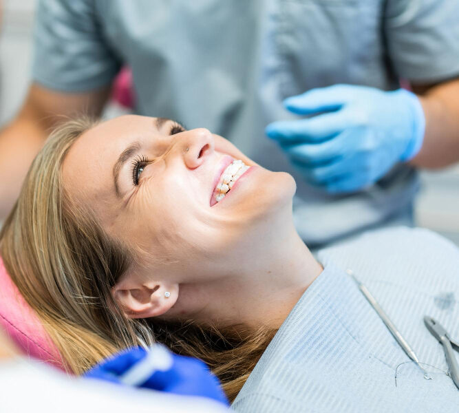 Ile trwa usunięcie ósemki?