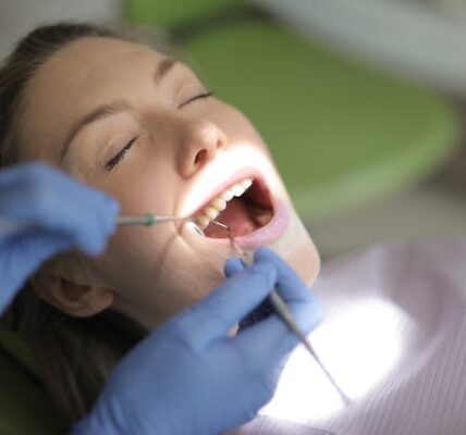 Jakie są wskazania do usuwania zębów pod narkozą?