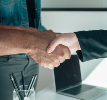 Po czym poznać, że problemy finansowe firmy wymagają już pomocy kancelarii restrukturyzacyjnej?